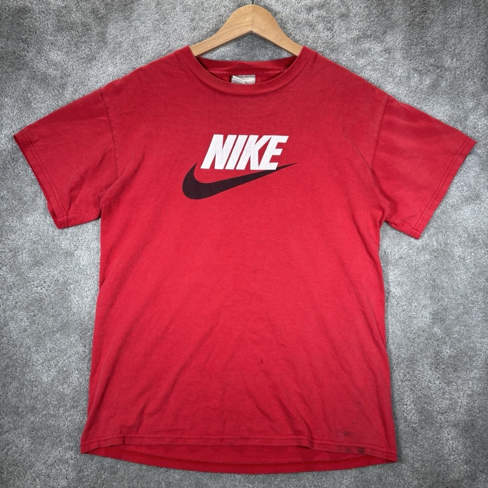 Vintage Nike T Shirt Mens M Red Graphic Short Sleeve Distressed Skater Gym Y2K
